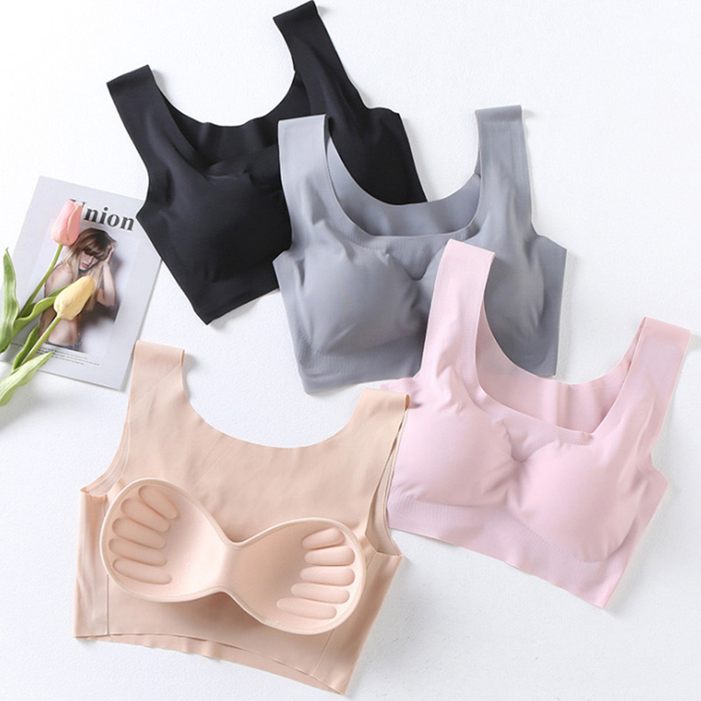 How should girls choose the bra that suits themselves in size